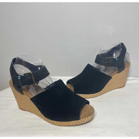 TOMS Tropez Black Suede Raffia Wedge Peep Toe Sandals Heels Vacation Cruise 10 - Picture 1 of 8